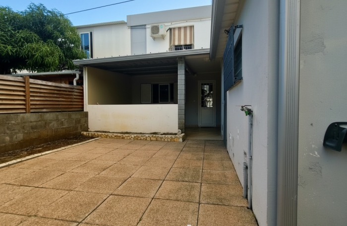 Vente Maison 107m&sup2; 5 pièces Etang-Sale