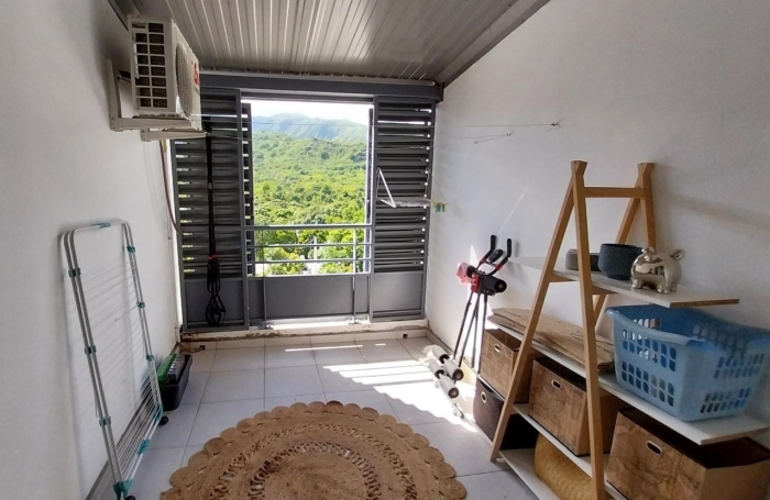 Vente Appartement 61m&sup2; 3 pièces La Possession