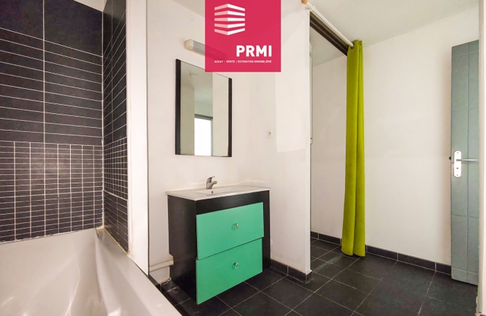 Vente Appartement 67.8m&sup2; 3 pi&egrave;ces Le Tampon
