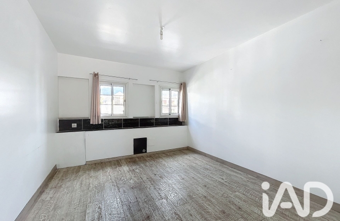 Vente Local commercial 250m&sup2; Saint Denis