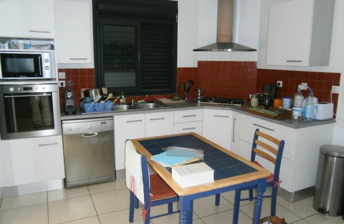 Location Maison 95m&sup2; 4 pi&egrave;ces Ravine des Cabris