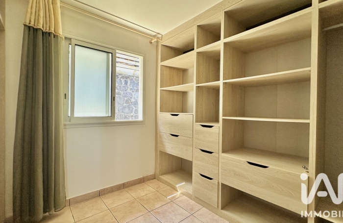 Location Appartement 70m&sup2; 4 pièces Petite &icirc;le