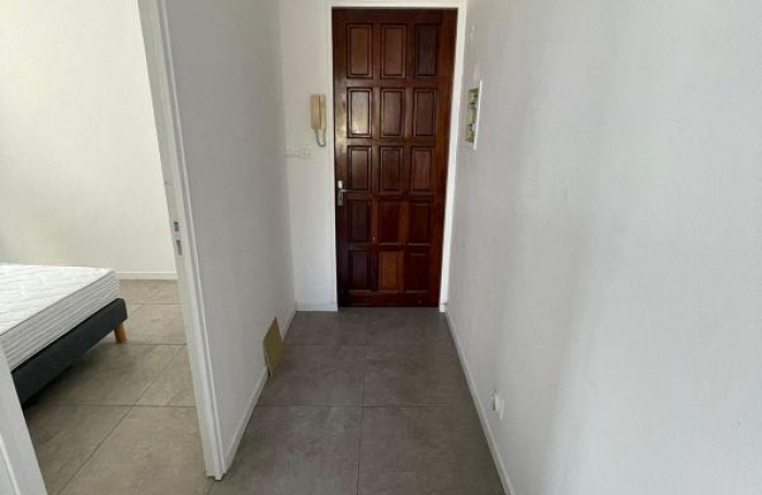 Location Appartement 30m&sup2; 2 pièces Saint-Pierre