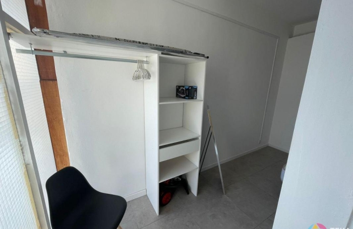 Location Appartement 30m&sup2; 2 pièces Saint-Pierre