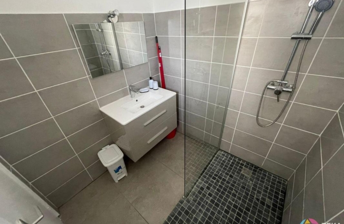Location Appartement 30m&sup2; 2 pièces Saint-Pierre