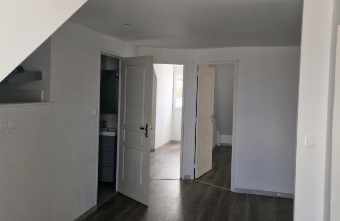 Location Appartement 55m&sup2; 3 pièces Saint Denis