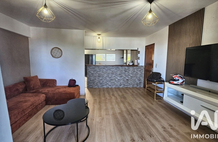Vente Appartement 80m&sup2; 3 pièces Ravine des Cabris