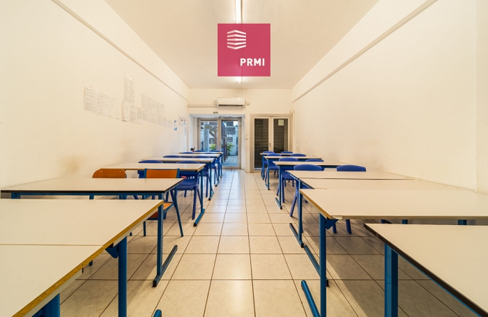 Vente Local commercial 148m&sup2; 3 pi&egrave;ces Saint Denis