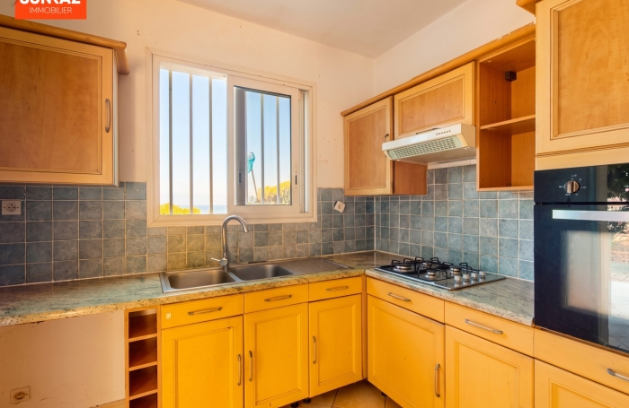 Vente Maison 187.00m&sup2; 8 pièces Saint-Leu