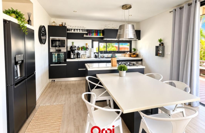 Vente Maison 115m&sup2; 5 pièces Trois Bassins
