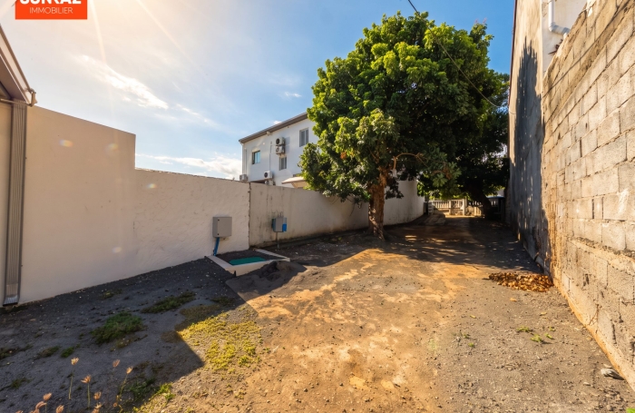 Location Maison 52.00m&sup2; 3 pièces Saint-Pierre