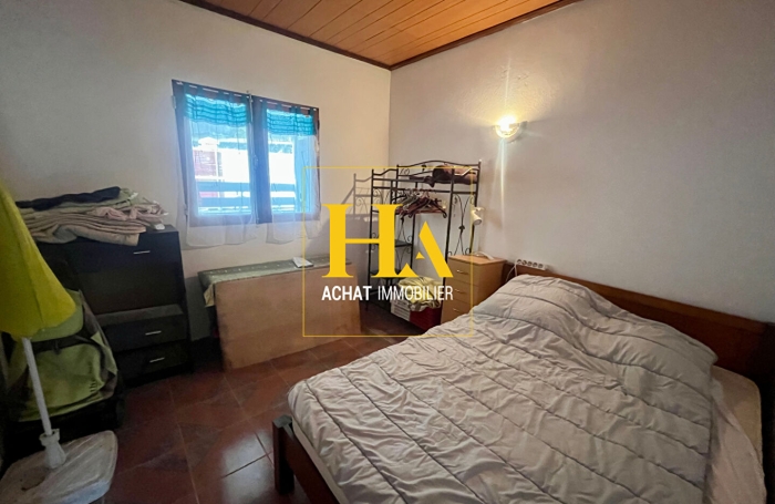 Vente Maison 257.7m&sup2; 12 pi&egrave;ces Saint Gilles Les Hauts