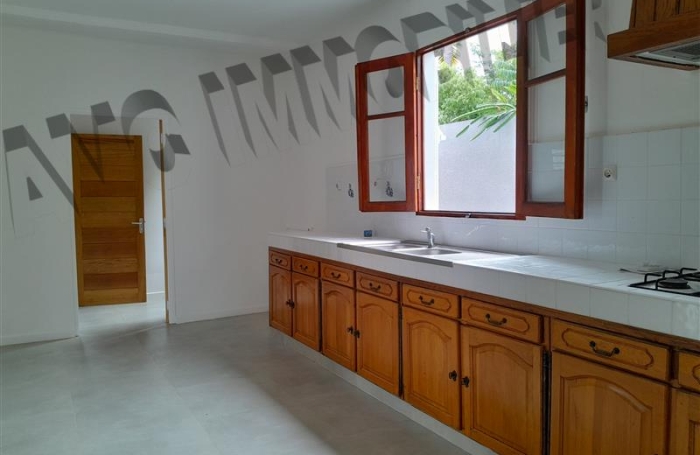 Location Maison 120m&sup2; 4 pi&egrave;ces Rivi&egrave;re Saint Louis