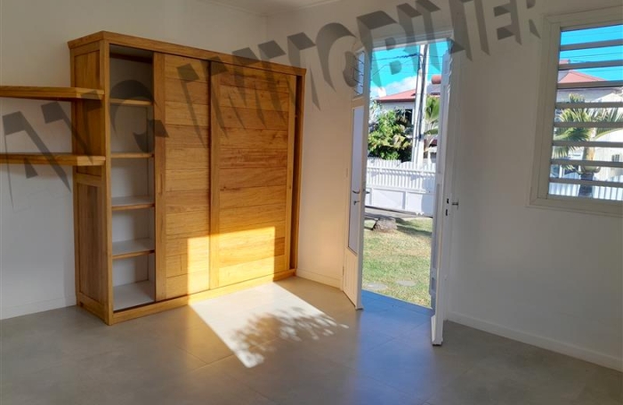 Location Maison 120m&sup2; 4 pi&egrave;ces Rivi&egrave;re Saint Louis