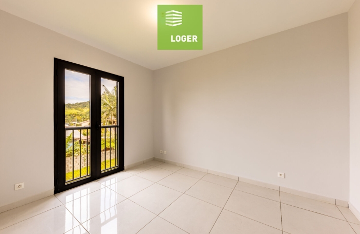 Location Maison 132m&sup2; 5 pi&egrave;ces Petite &icirc;le