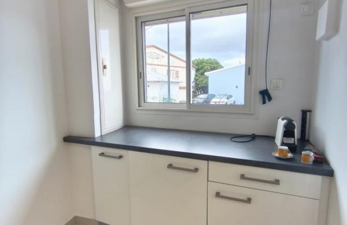 Location Local commercial 50m&sup2; 1 pièce Sainte Clotilde